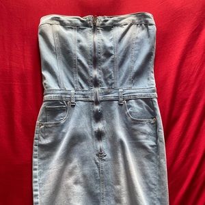 Jean dress size M